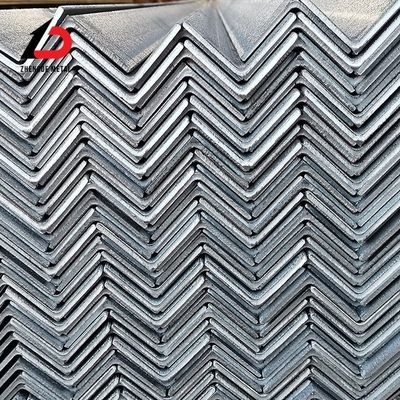 ASTM A36 A572 A992 S235jr/J0/J2 S355jr/J0/J2 Barre d'acier à angle d'usinage pour l'installation de systèmes de support structurels
