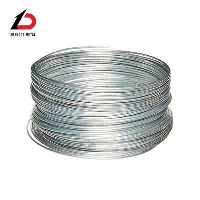 Ventes directes d'usine Swg AWG Bwg Gauge 5-10 Taille personnalisée Fil d'acier à faible teneur en carbone plongé à chaud Gi Fil galvanisé Fil d'acier vente au détail