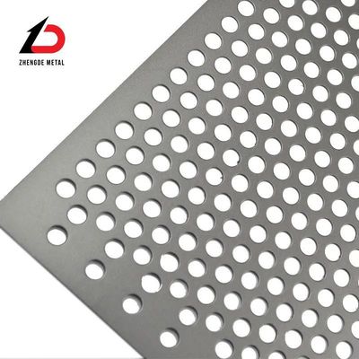Réseau perforé métallique de transformation alimentaire 2 mm x 10 mm x 1 mm