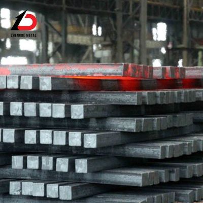 L'acier en alliage de fer à faible teneur en carbone laminé à chaud ASTM A36 Ss400 Ss540 S235jr ASTM A6 Square