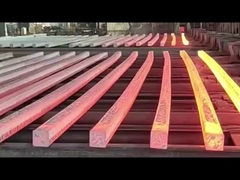 Barre d'acier carrée laminée à chaud ASTM A36 Barre d'acier carrée A572 A992 S235jr