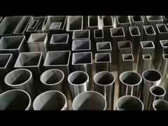 Pipe en acier inoxydable ASTM 201 304 316 309S 310S 430 miroir poli sans soudure